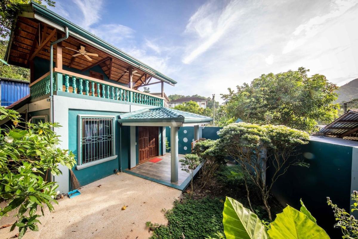Gingerbread House Apartment El Nido