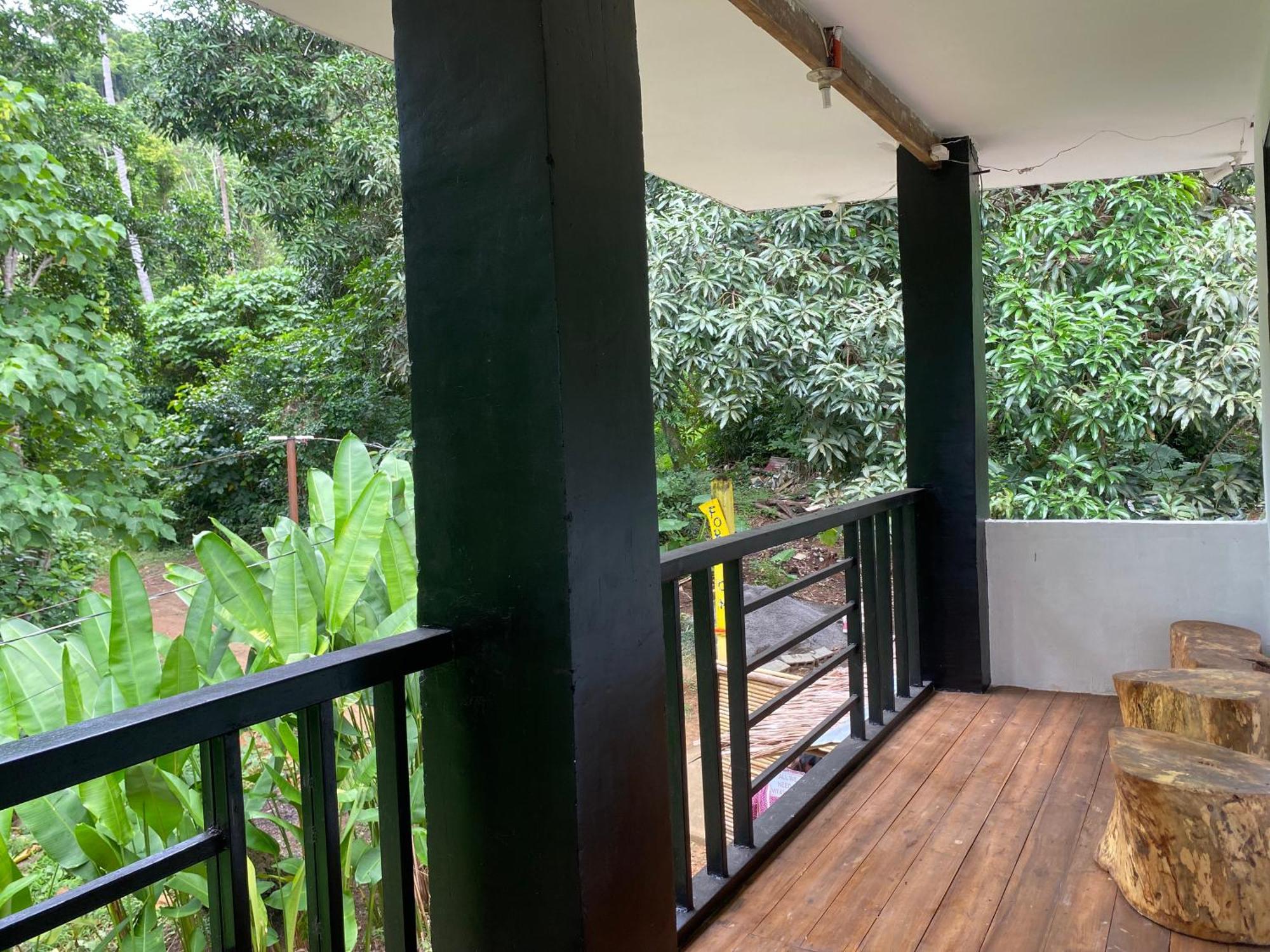 Lodge Paradiso Extension