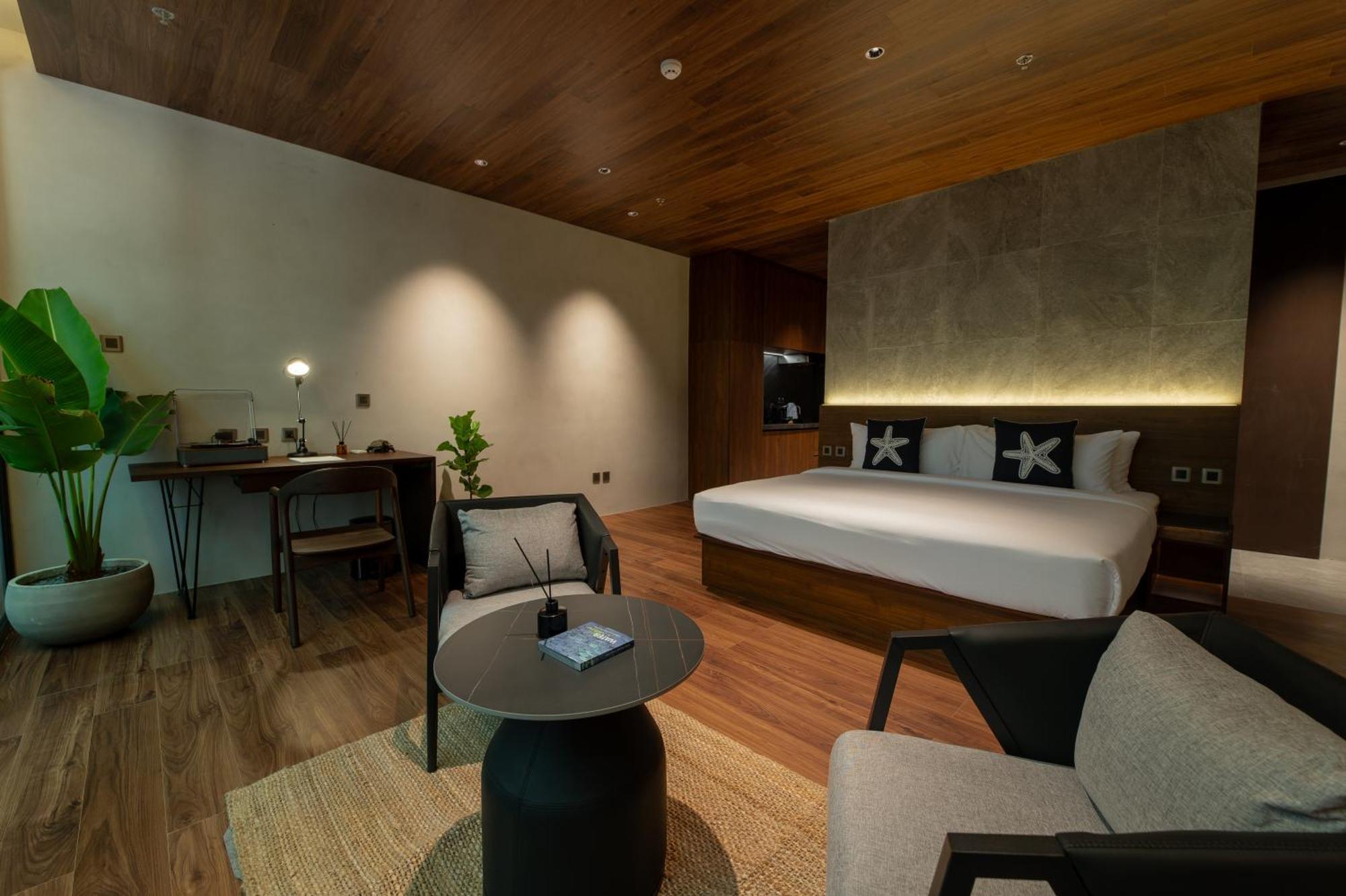 Hotel Piece Lio From Japan Managed By H Hospitality Group El Nido