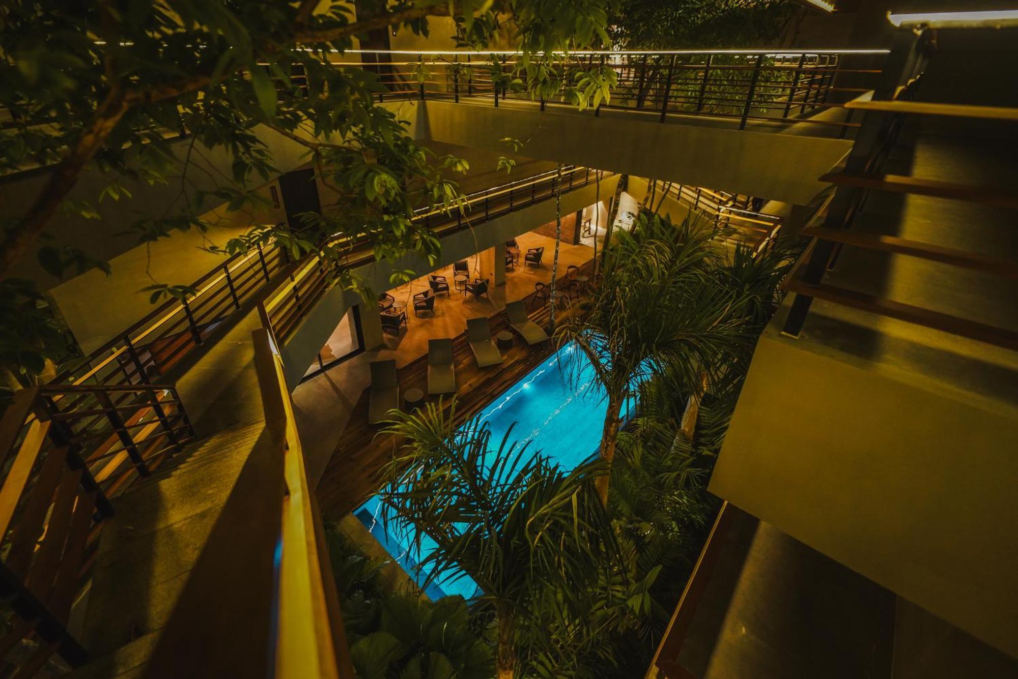 Hotel Piece Lio From Japan Managed By H Hospitality Group El Nido