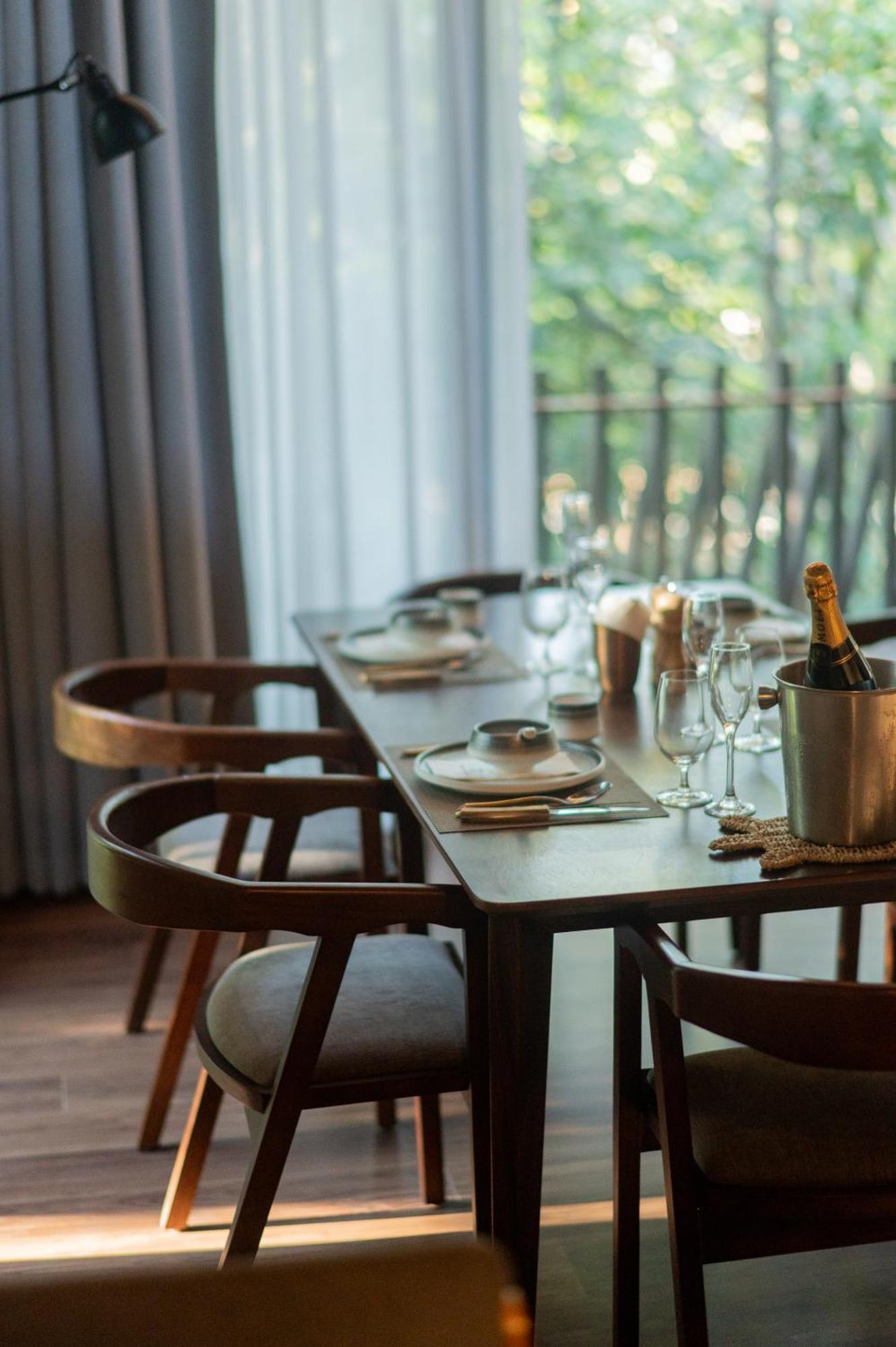 Piece Lio From Japan Managed By H Hospitality Group