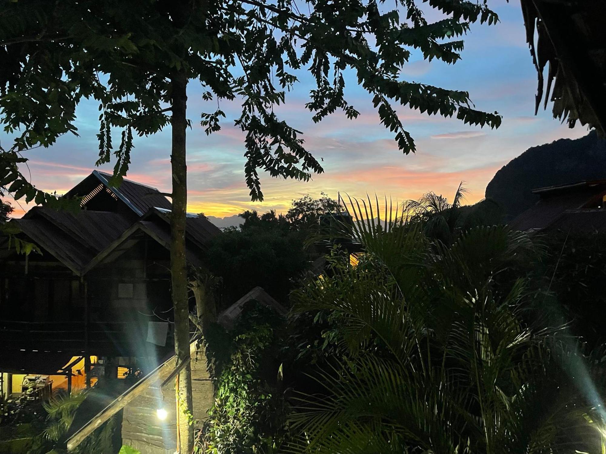 Novie's Tourist Inn El Nido