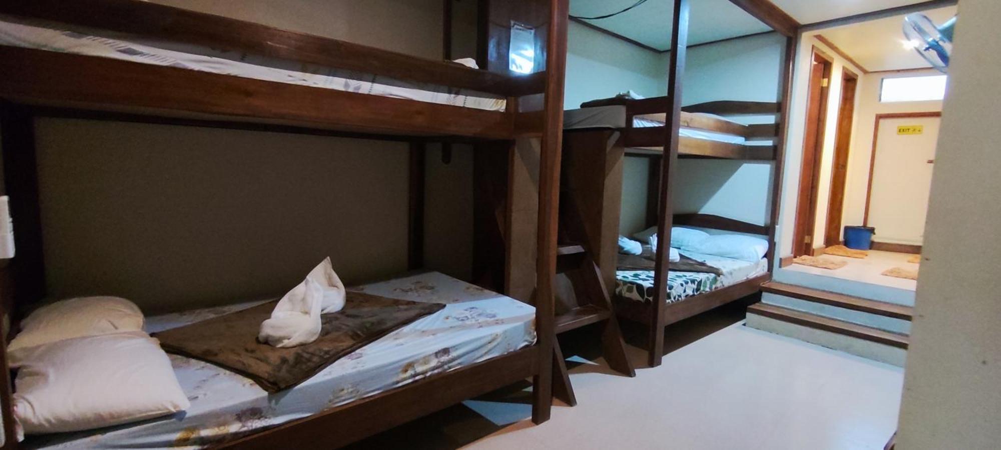 Novie's Tourist Inn El Nido