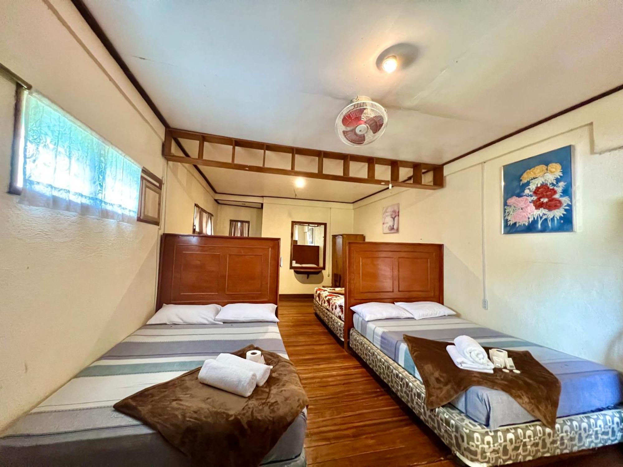 Inn Novie's Tourist