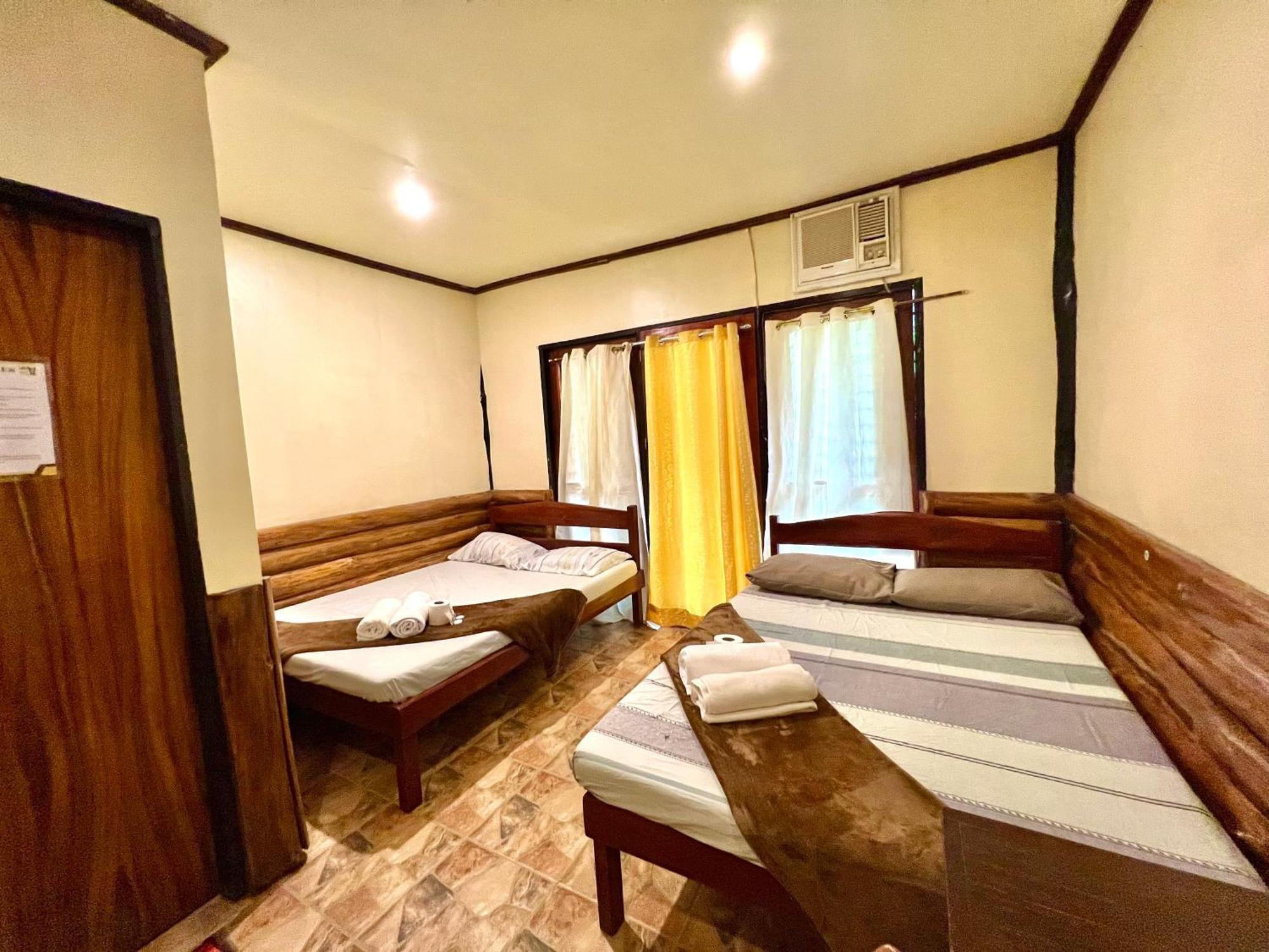 Novie's Tourist Inn El Nido