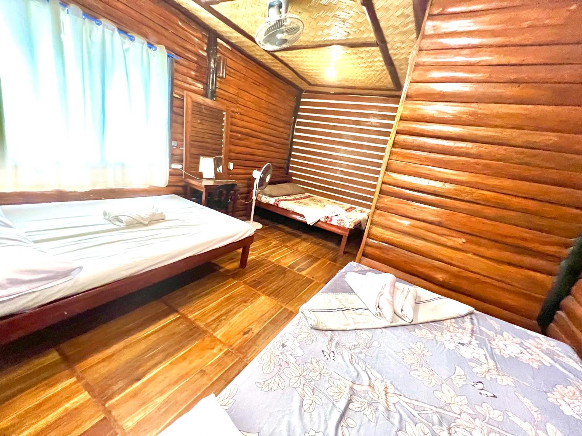 Novie's Tourist Inn 2*