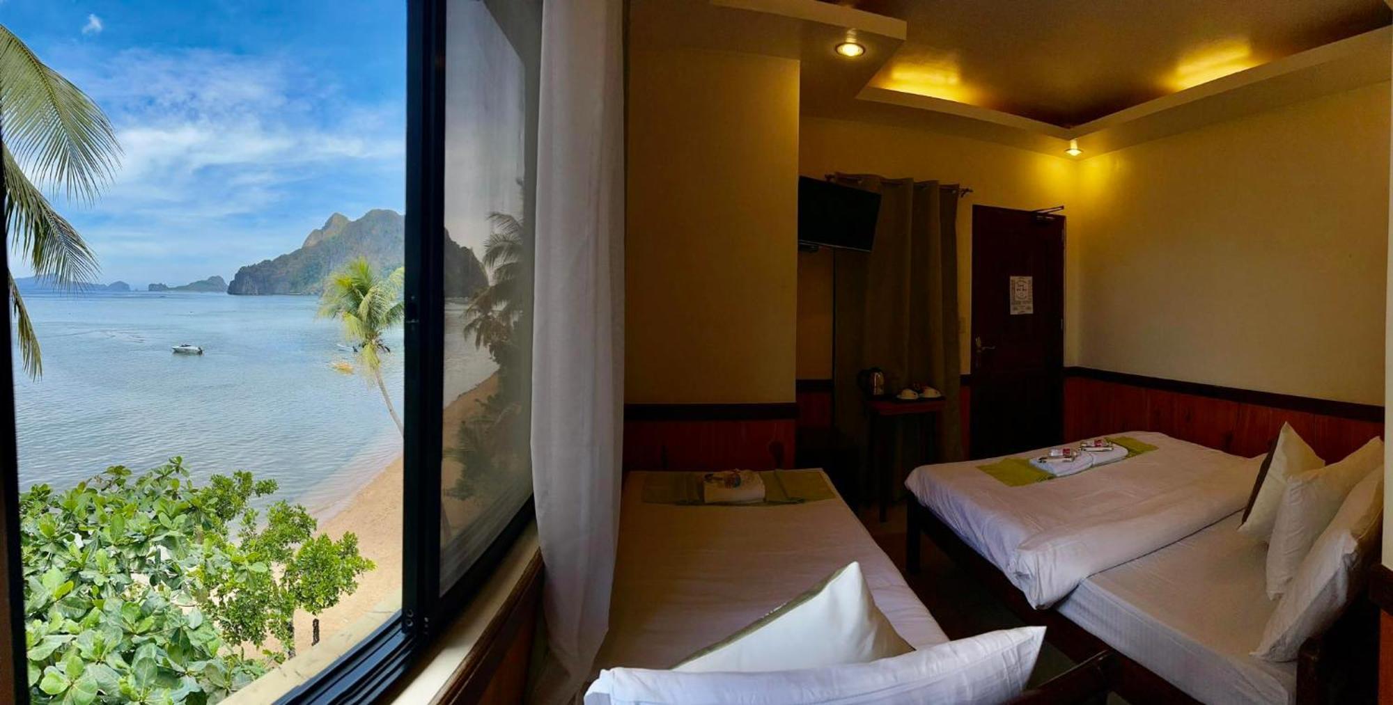Desert Rose 2* El Nido