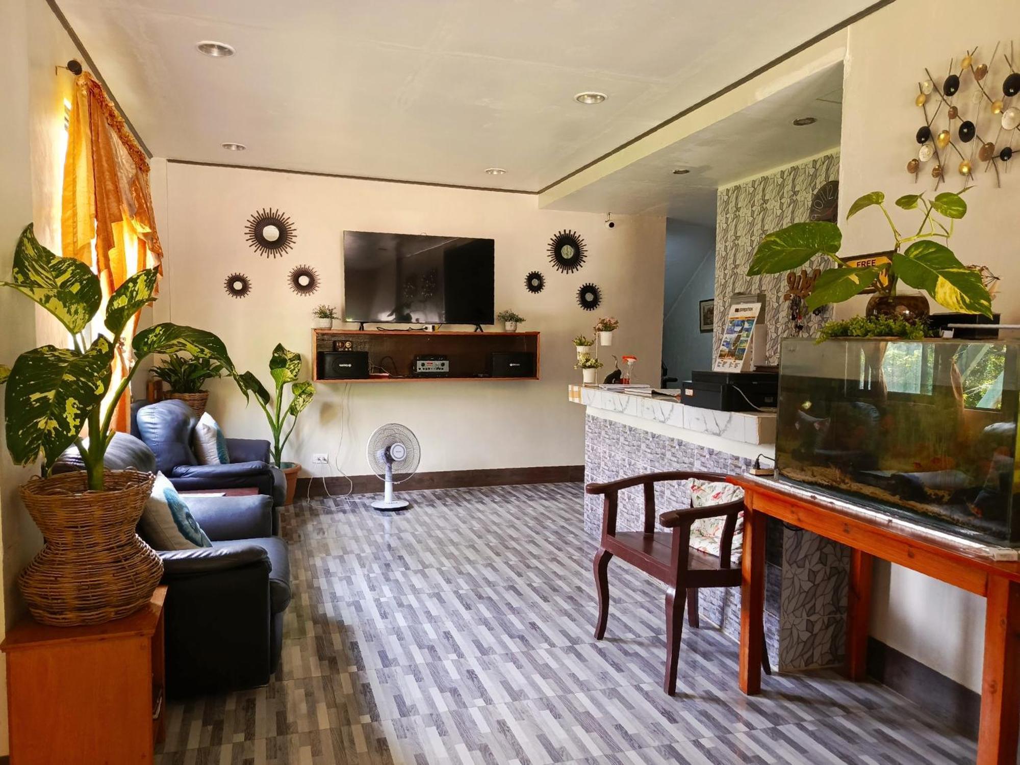 C Djacob Haven And Tourist Hotel *