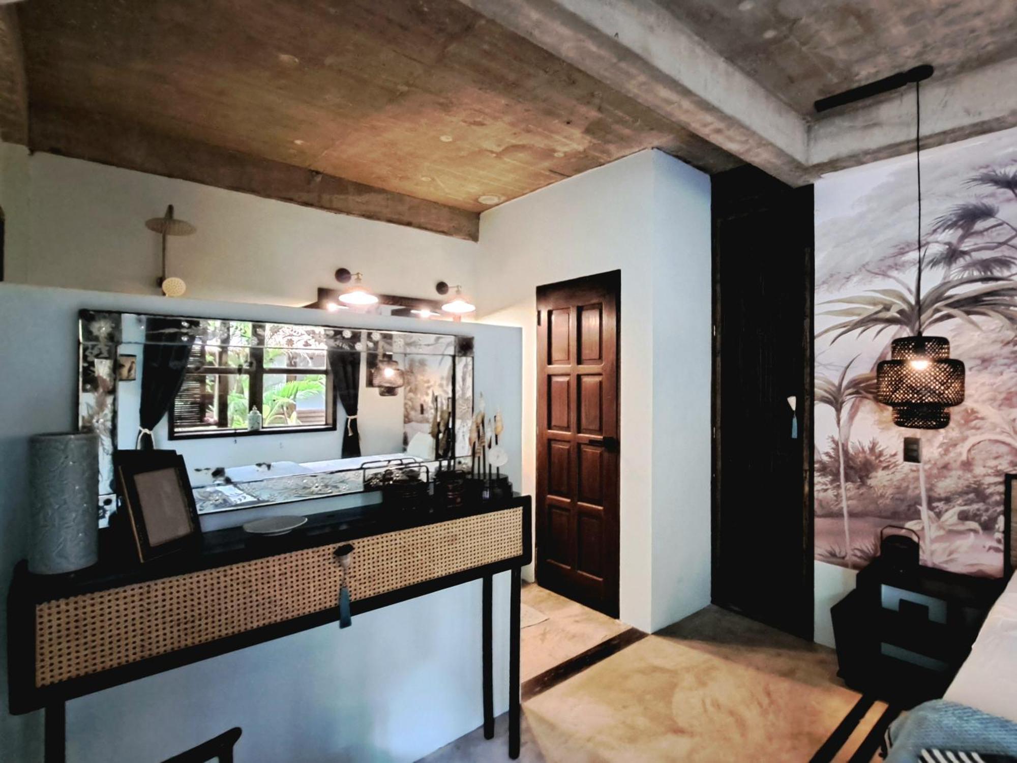 La Hotel 3*