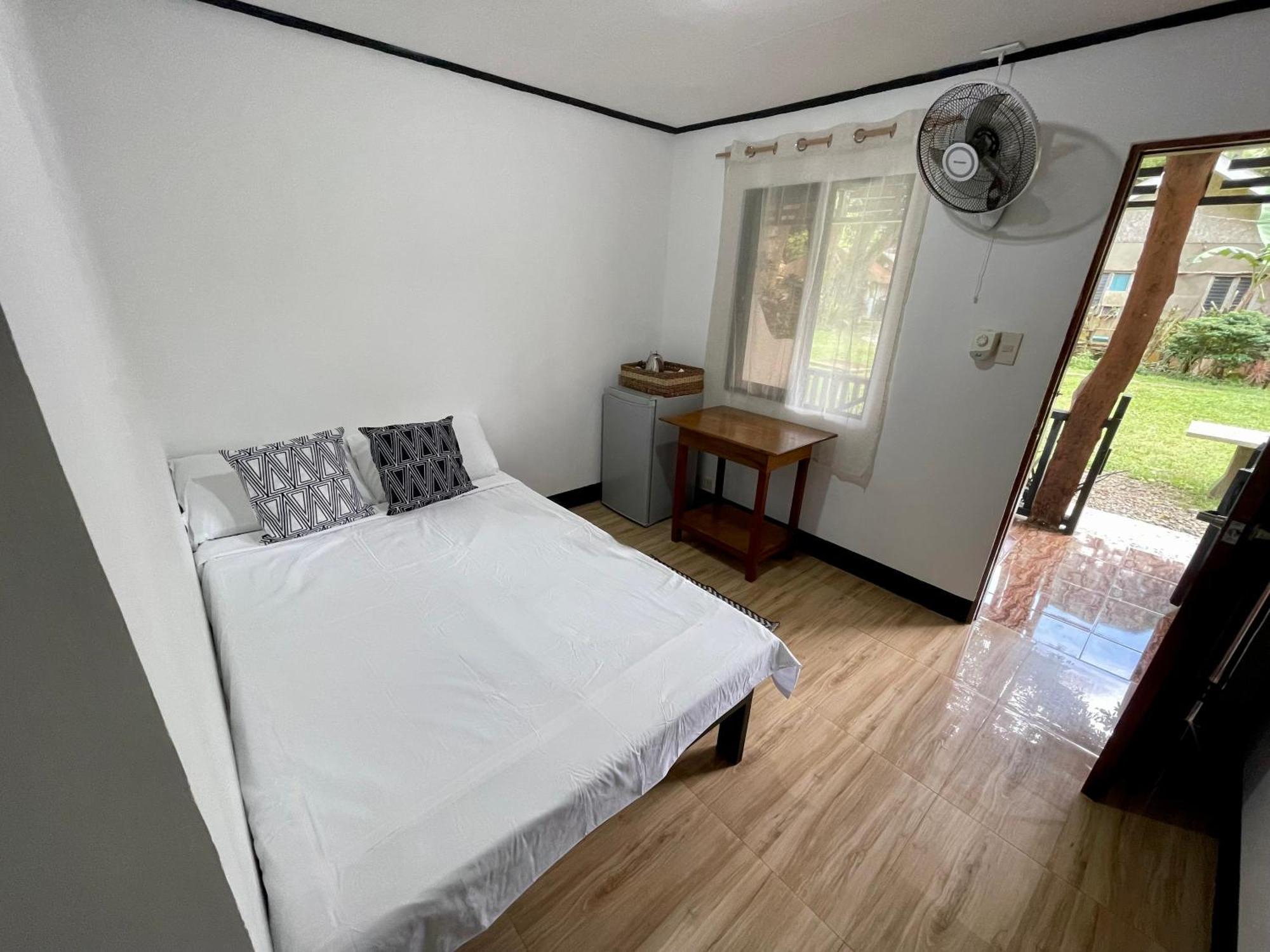 Inn Nayon