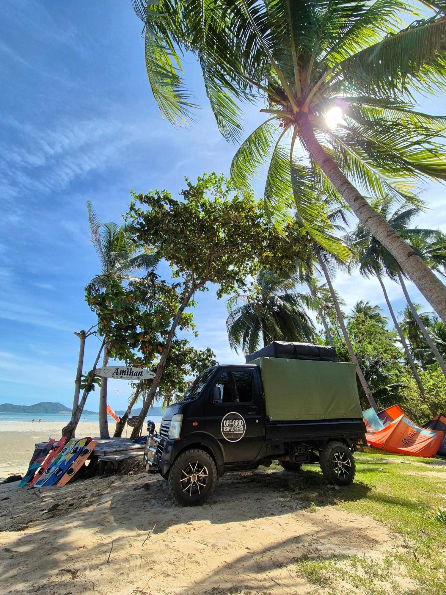 Off Grid Explorers Campsite El Nido