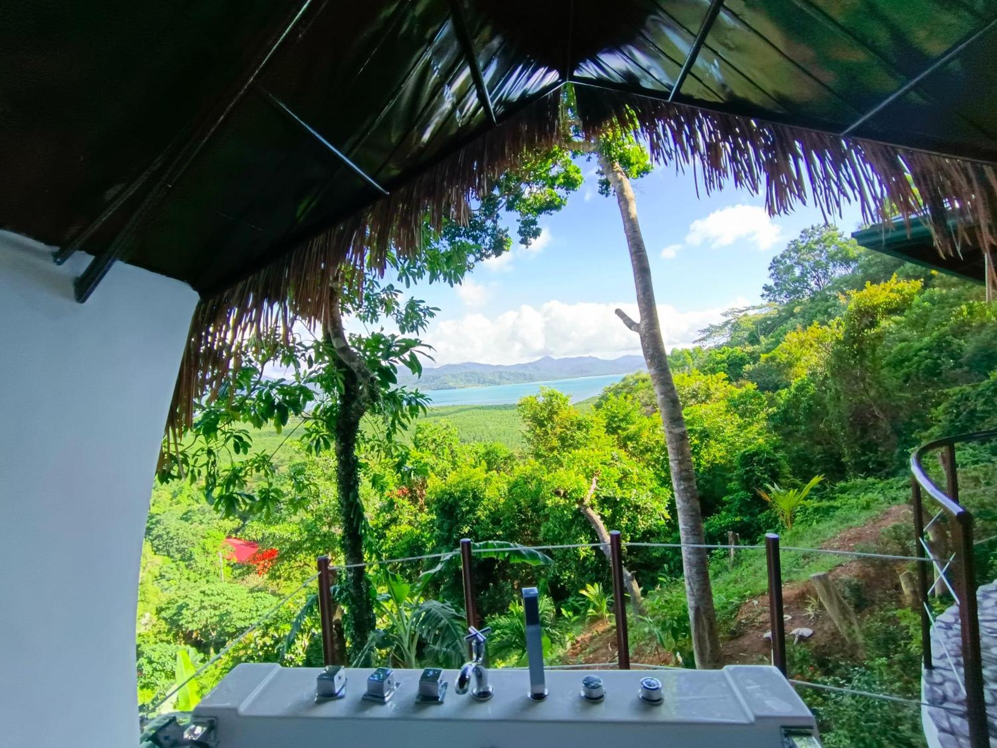 Rc And El Nido