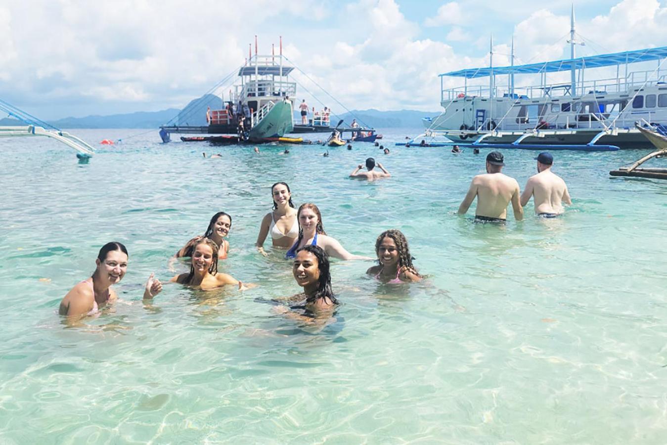Expeditions To Botel El Nido