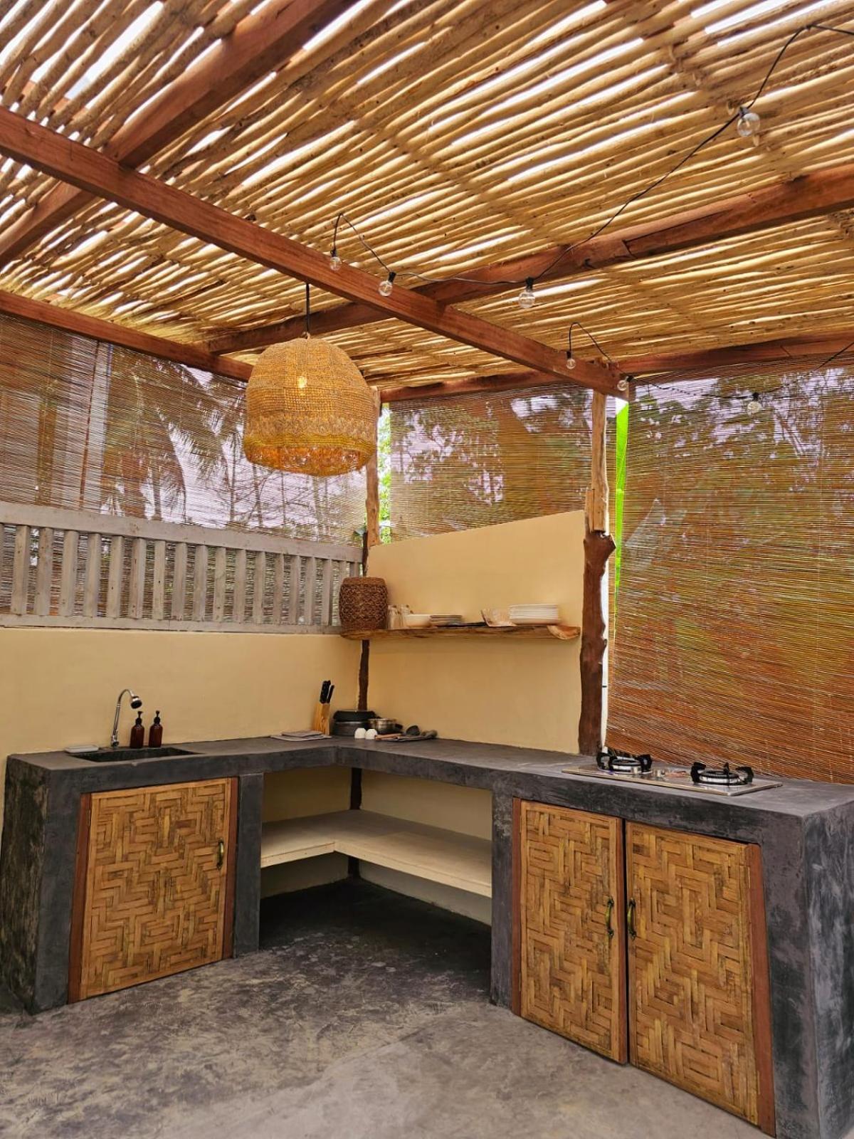Moani Apartment *