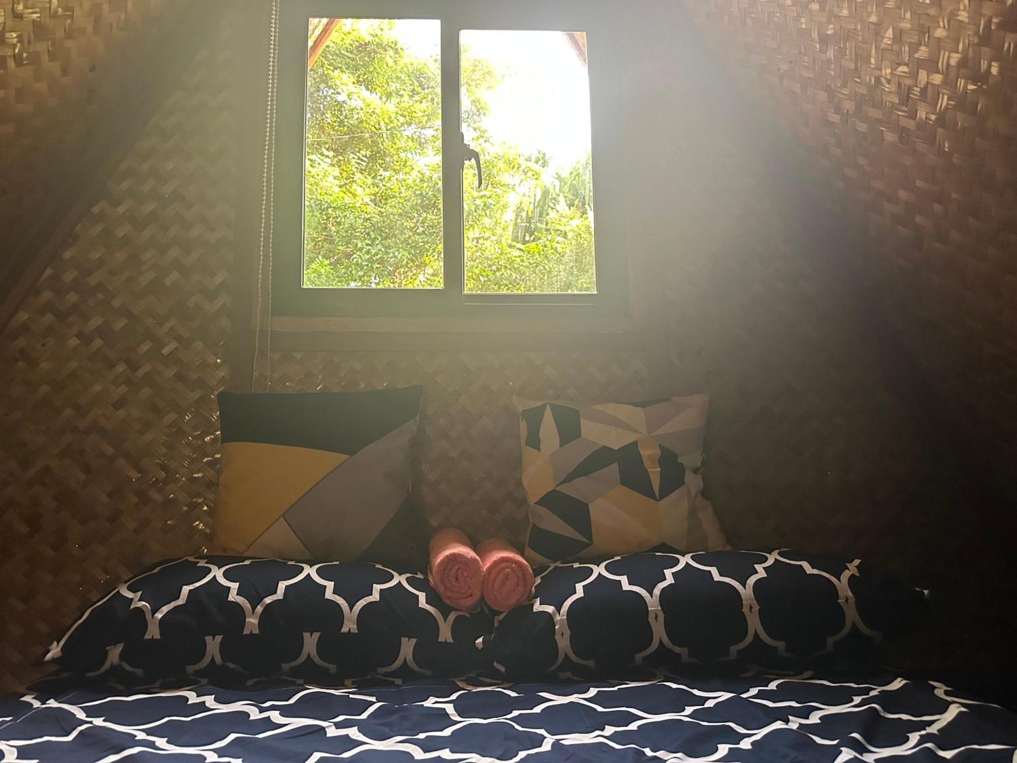 Hiraya Camp Site - Free Use Of Scooter For Nipa Huts * El Nido