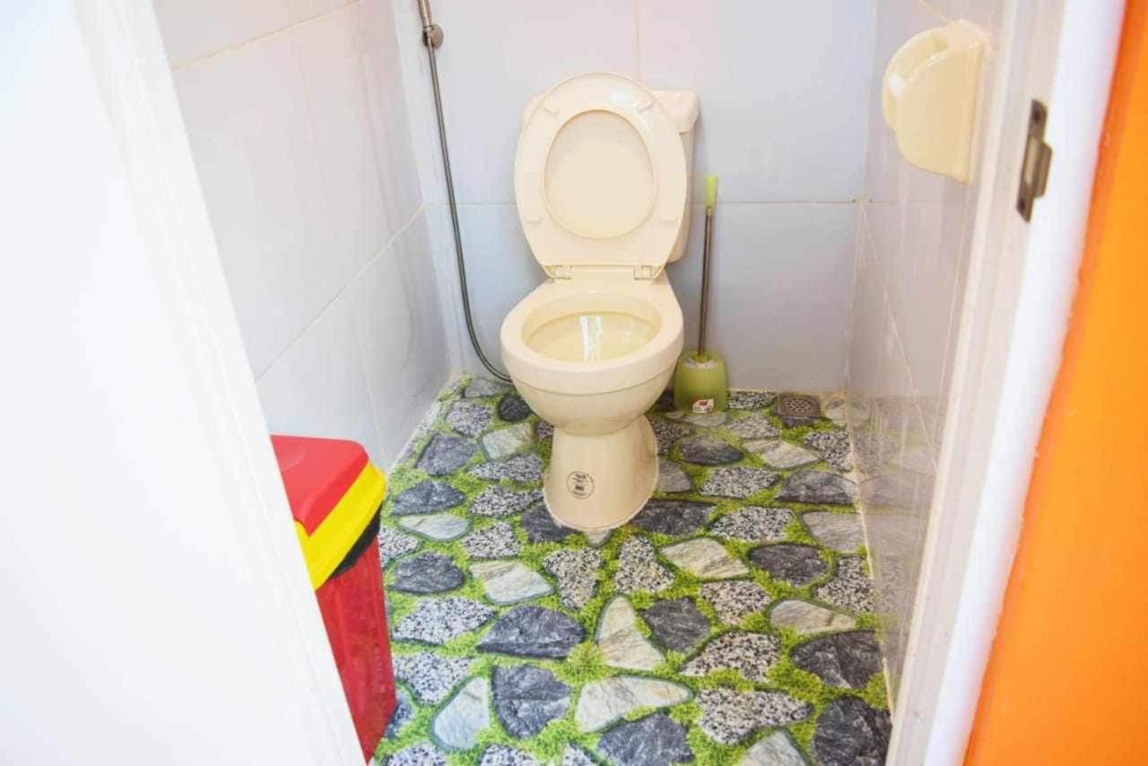 Hiraya Camp Site - Free Use Of Scooter For Nipa Huts El Nido