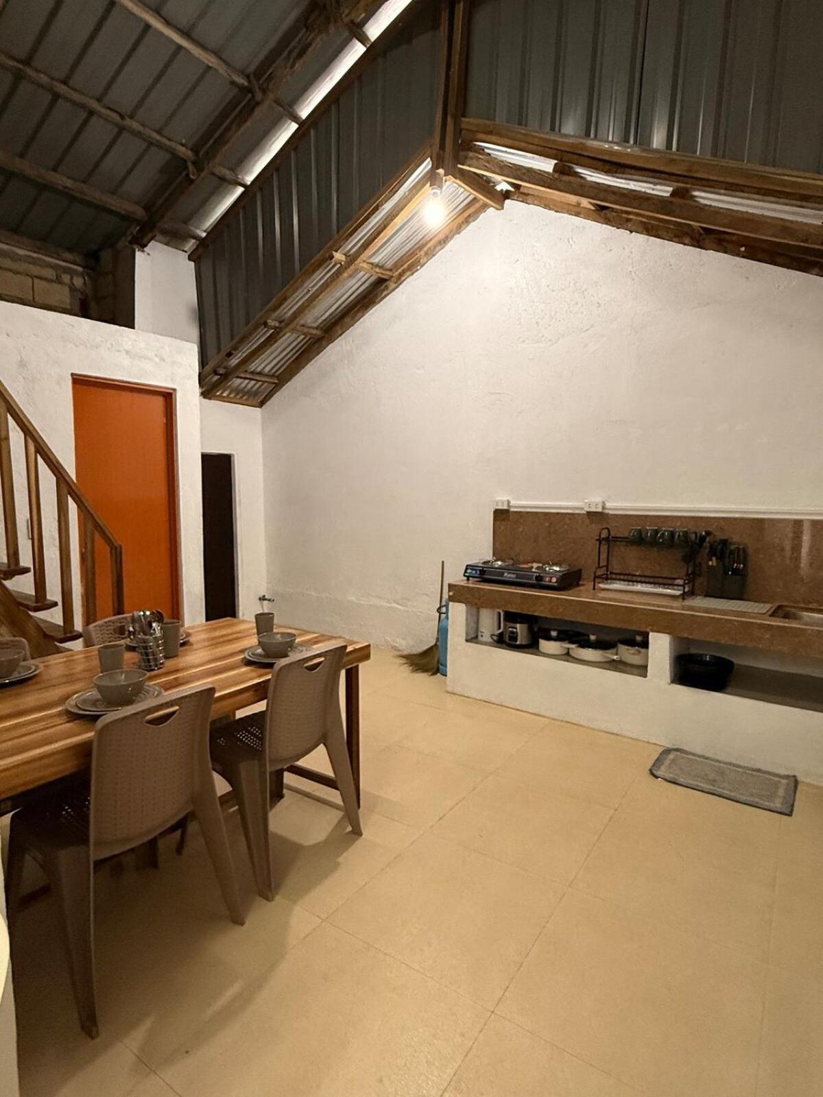 Balai Lokal Apartment El Nido