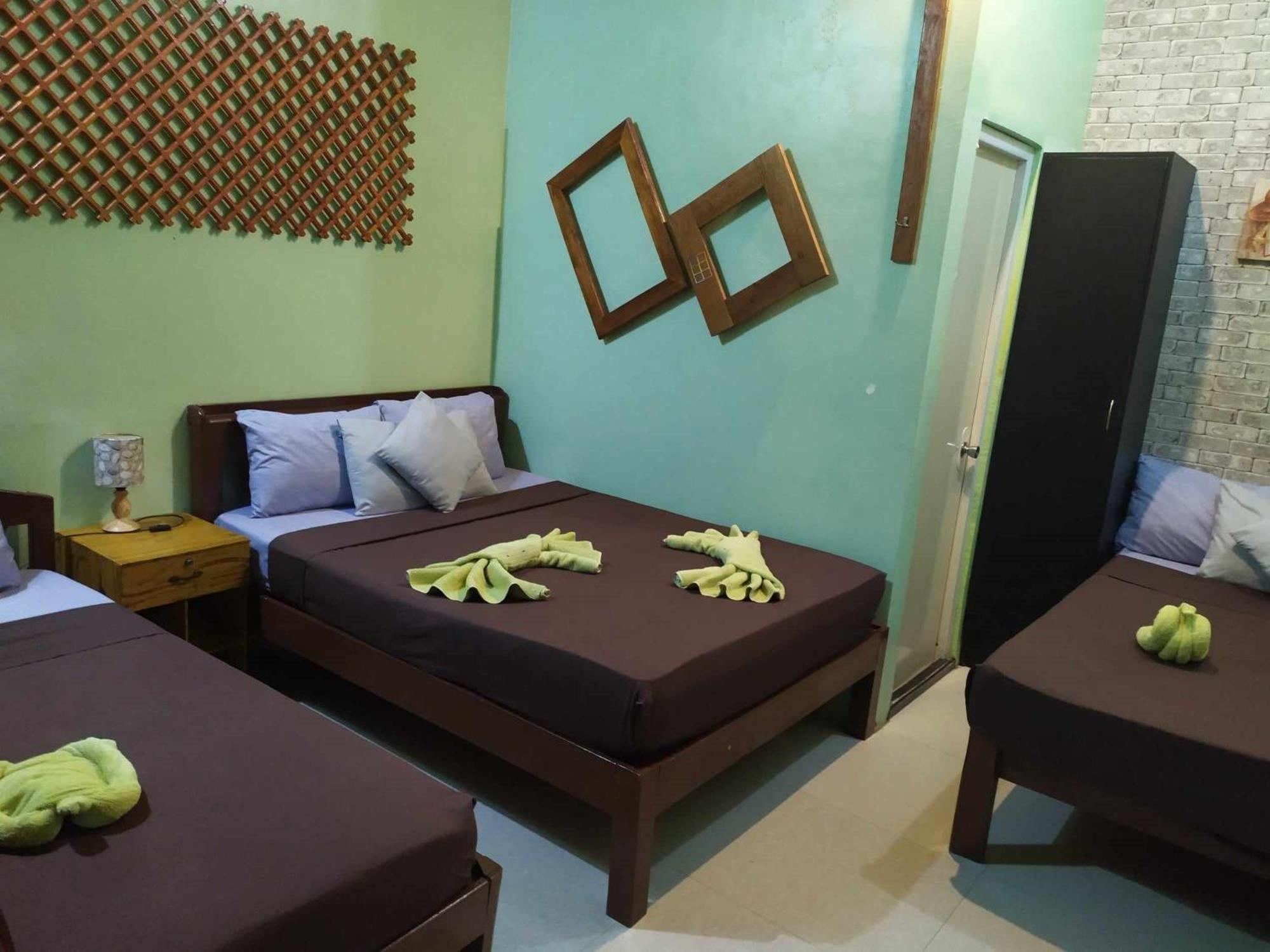 St. John Island View Pensionne Bed & Breakfast El Nido