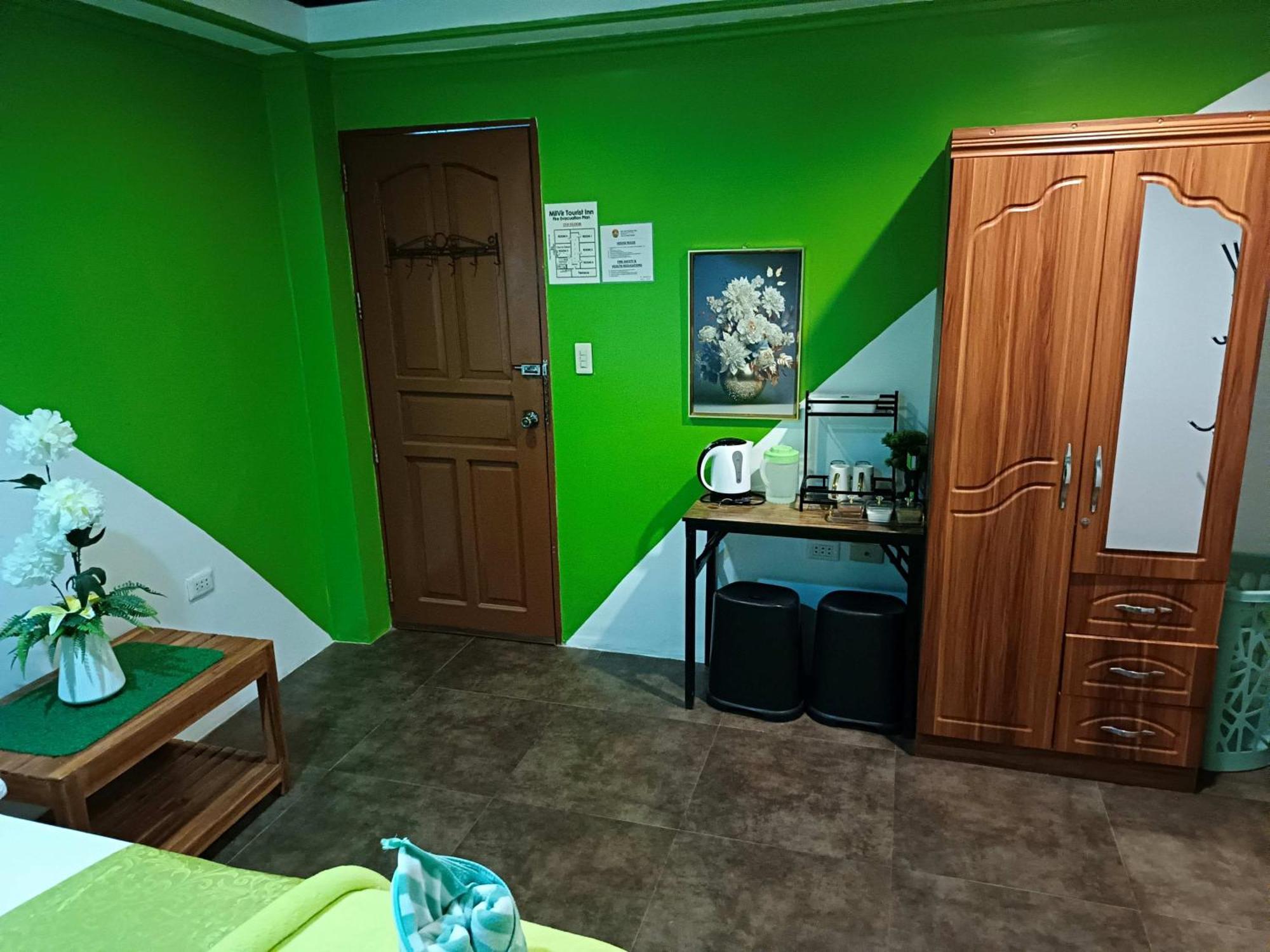 Inn Milvir Tourist El Nido