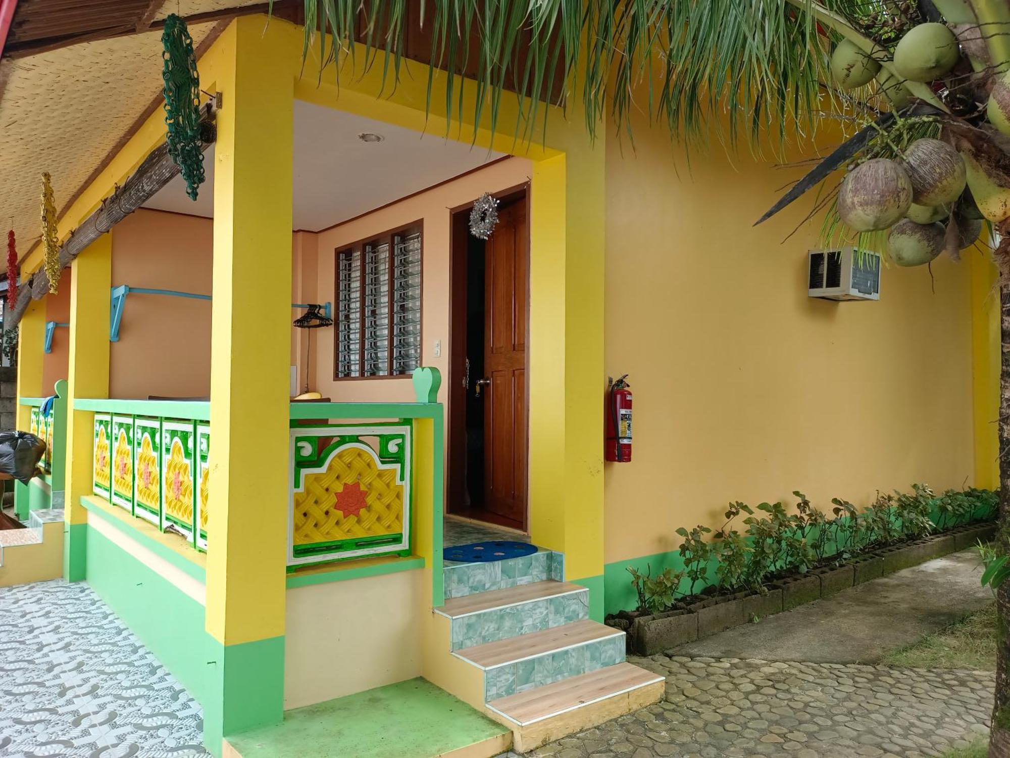 Guest house Hadefe Front El Nido