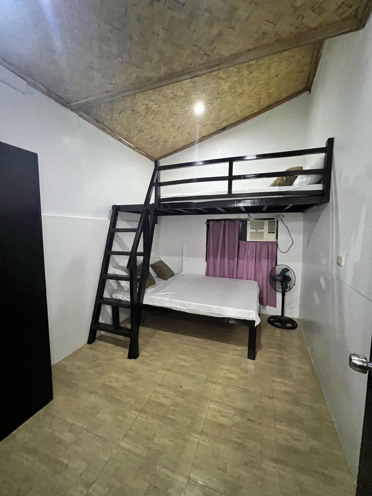 Aa Hostel *