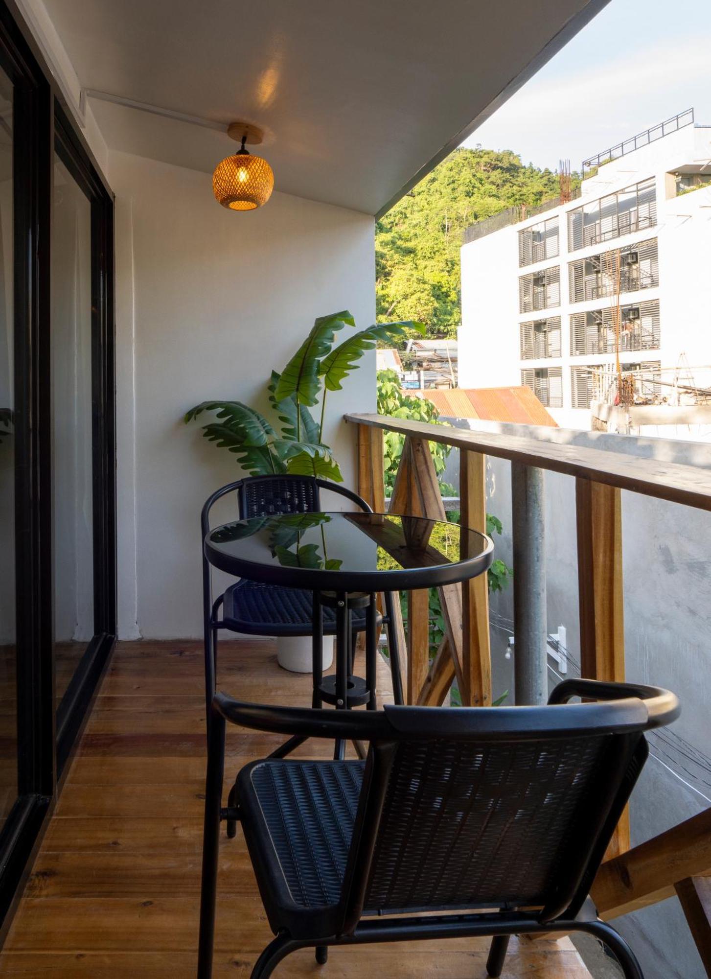 Ostello Sip Sunset And Lounge