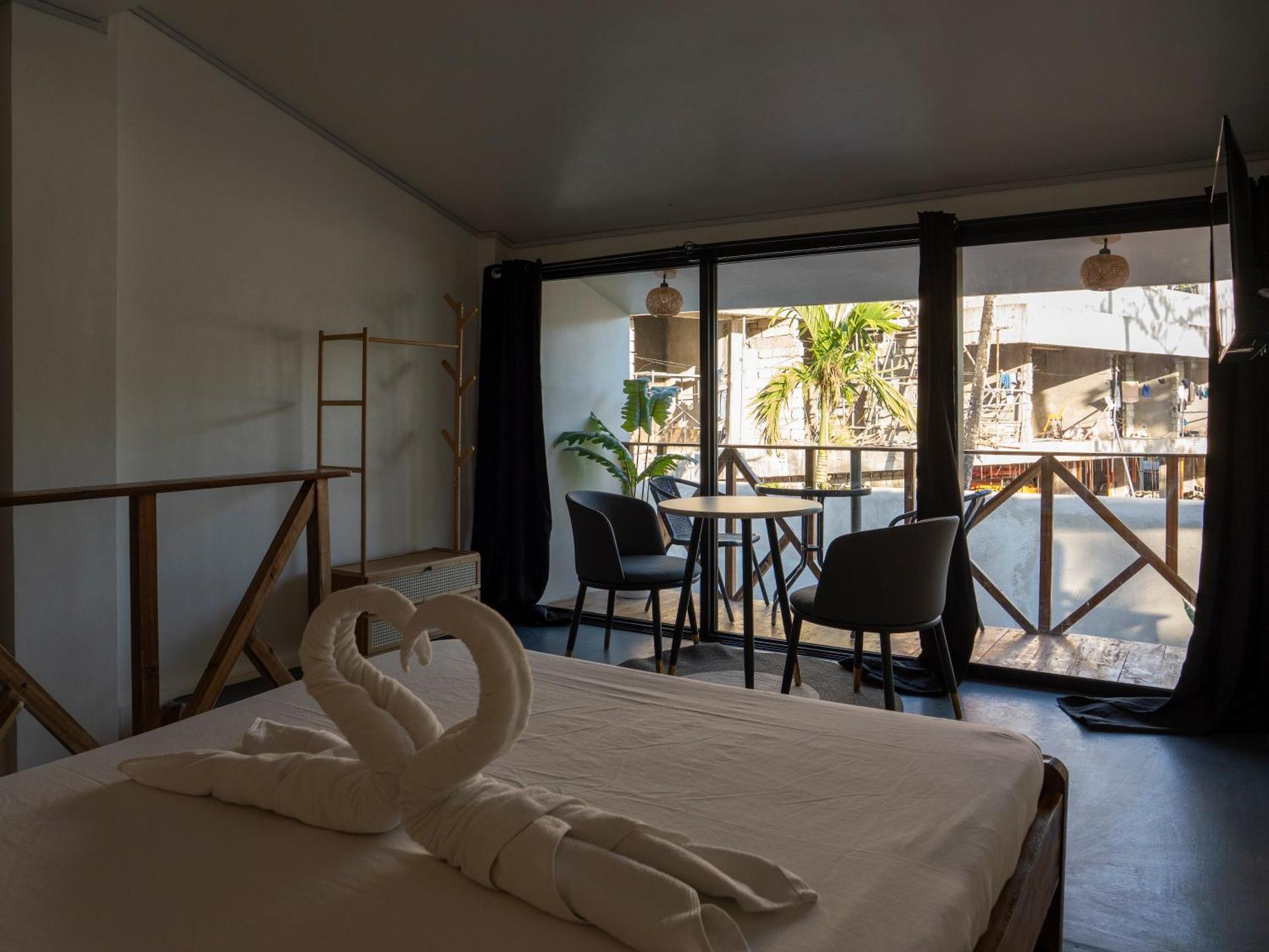 Sip Sunset And Lounge Ostello El Nido