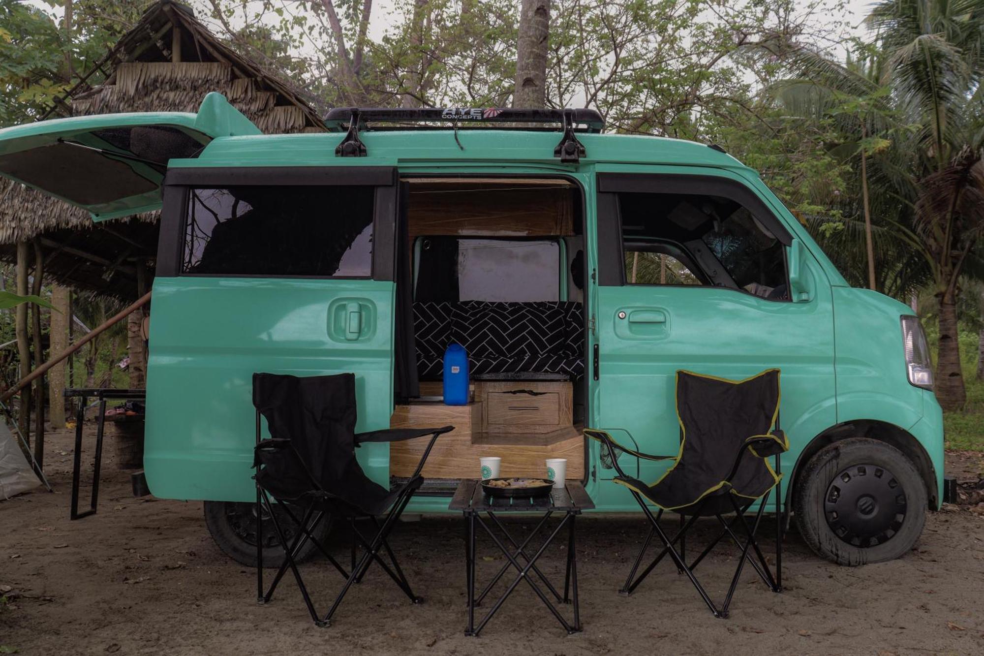 Camper For Rent, Luxury tent