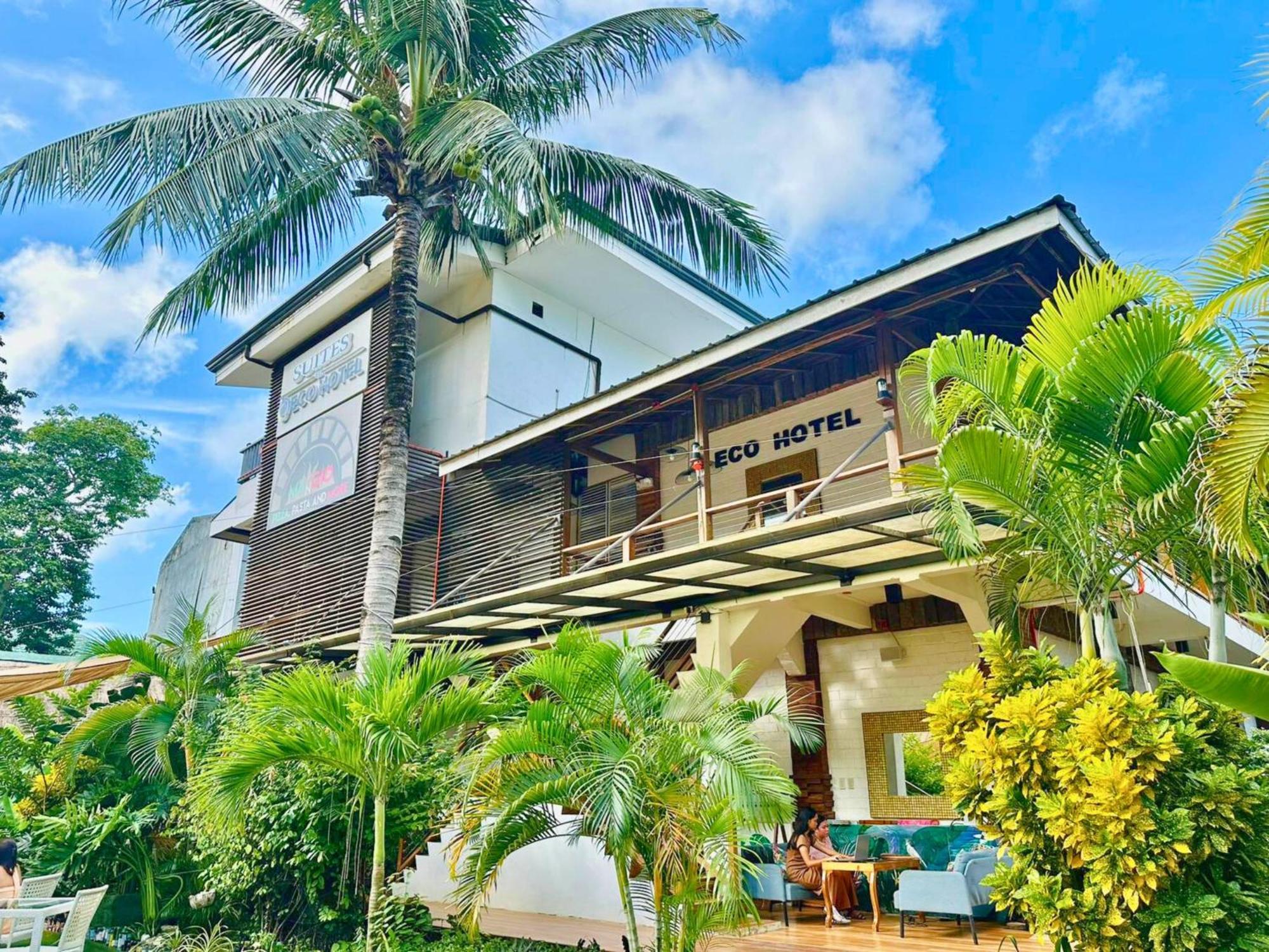 Suites By Eco Hotels Hotel