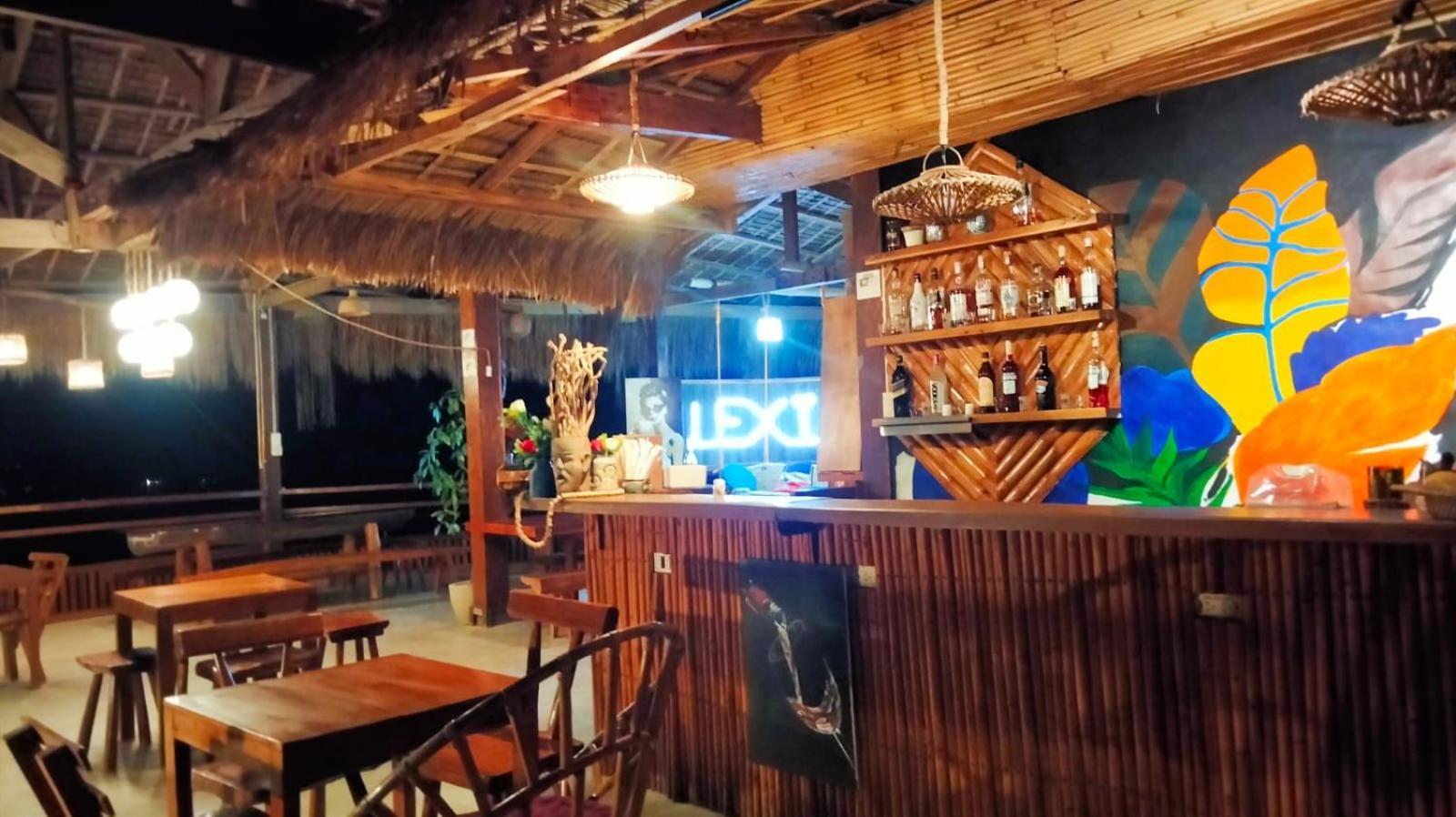 Lexias And Coworking Space El Nido