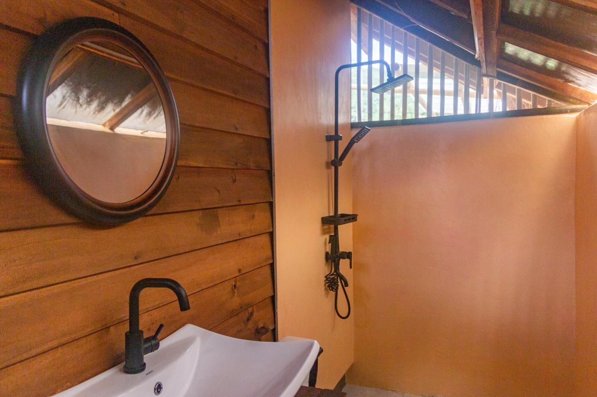 Eco Sanctuaries Nature Nacpan Beach, Lodge *
