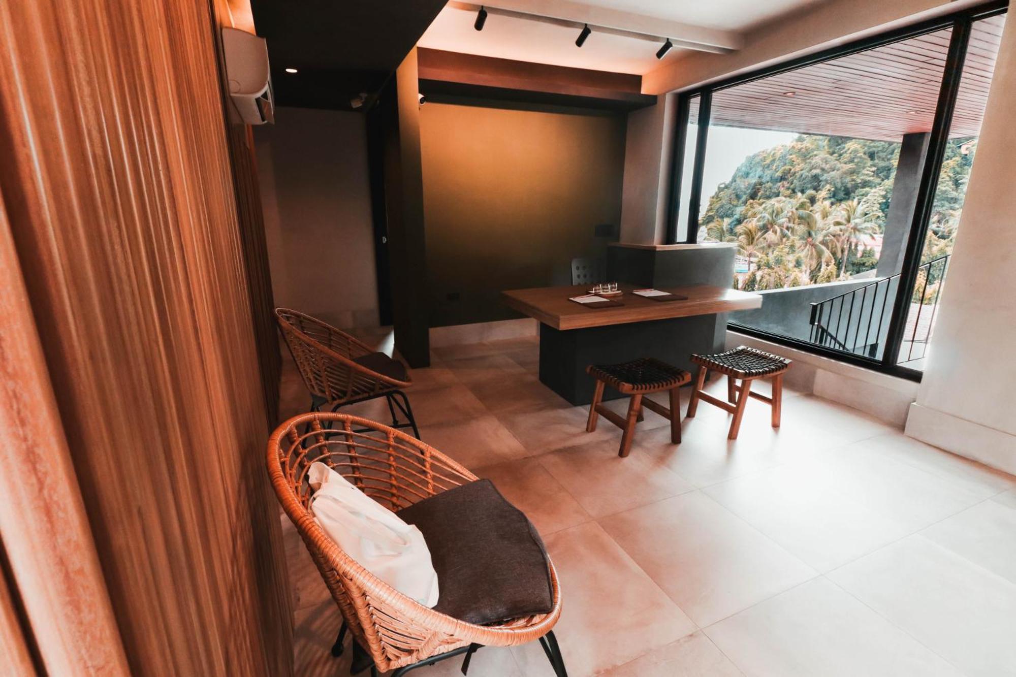 The Funny Lion - Resort 4*