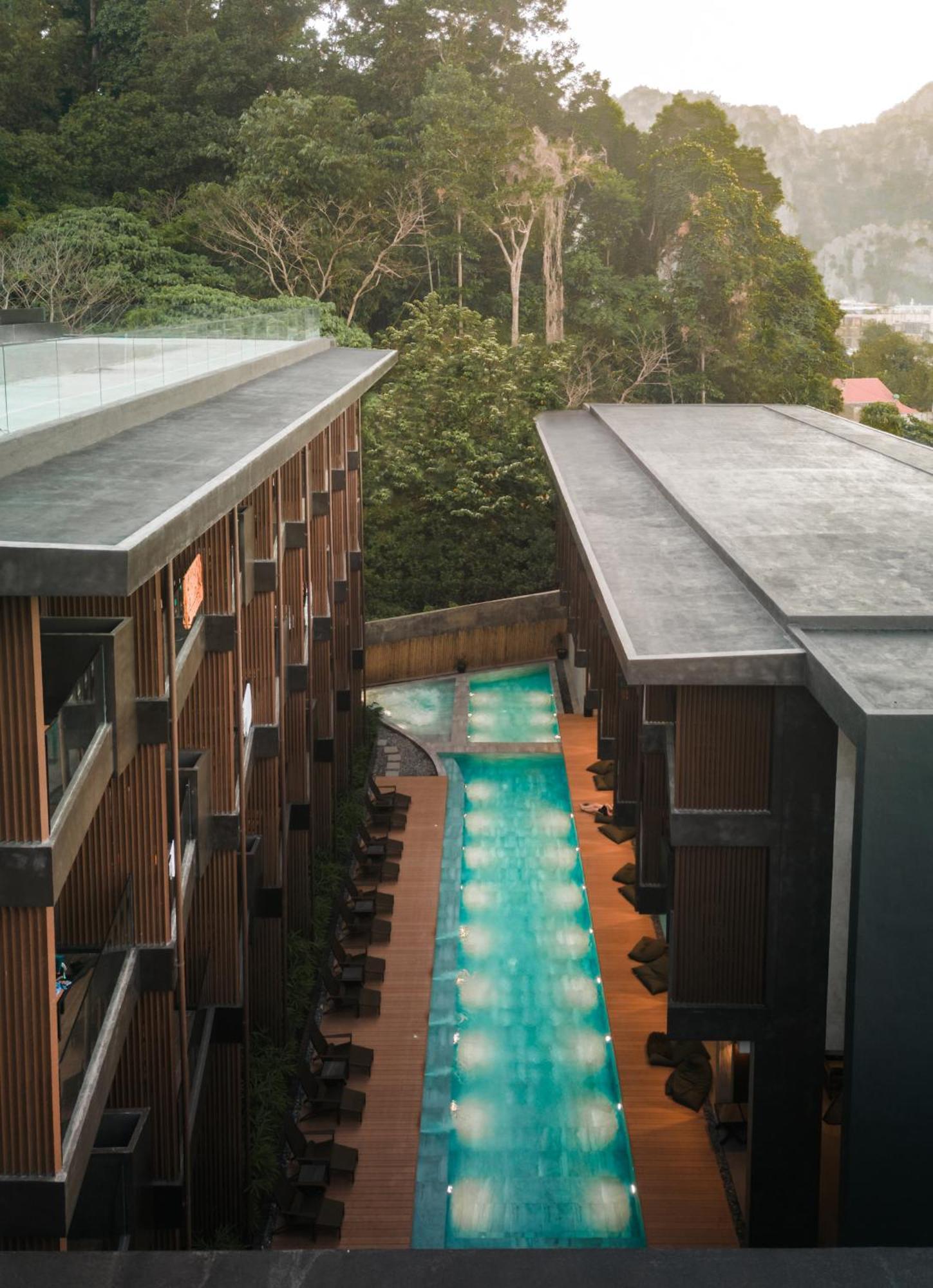 The Funny Lion - 4* El Nido