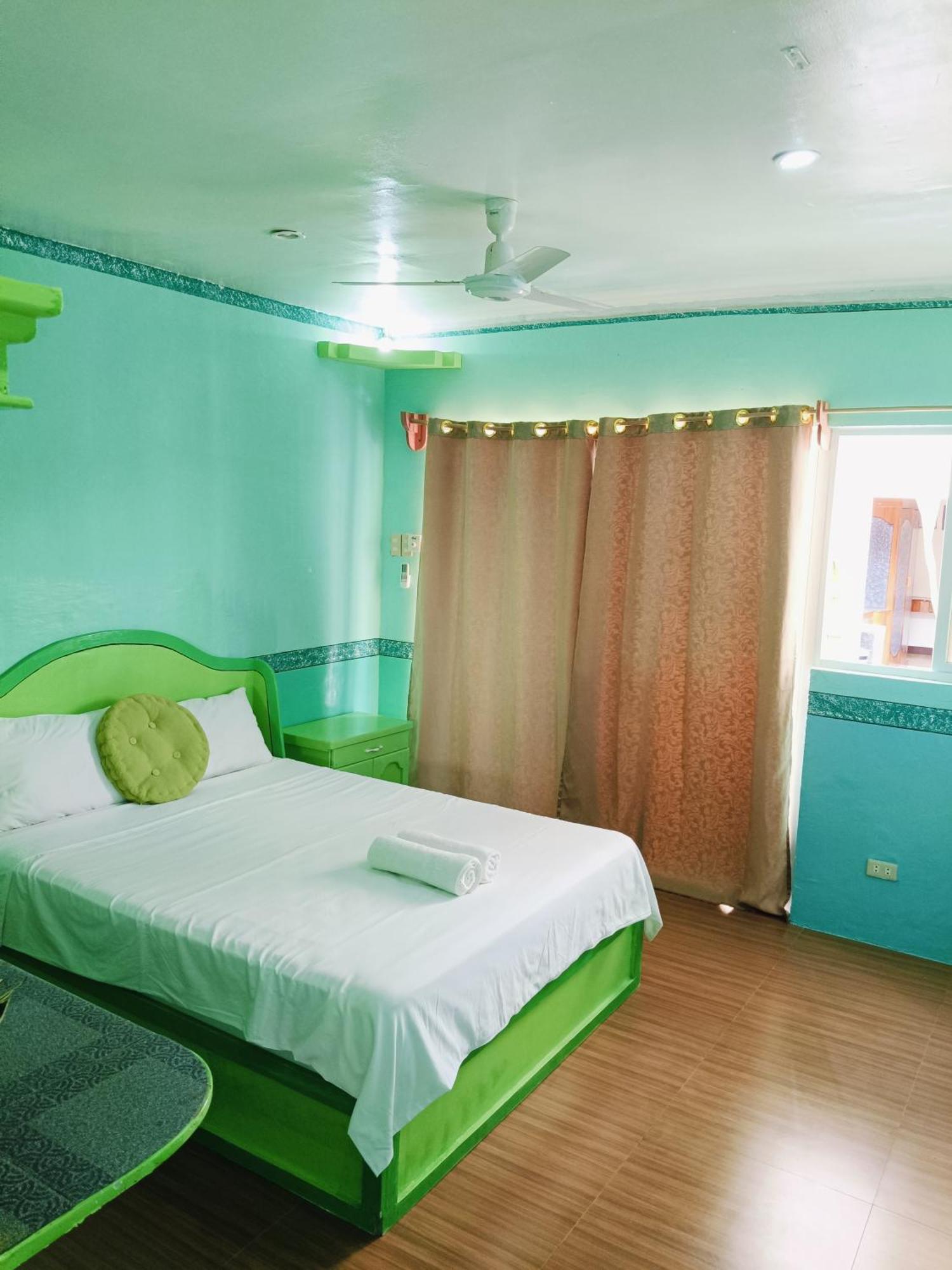 Chibel Summer Riverside Hotel