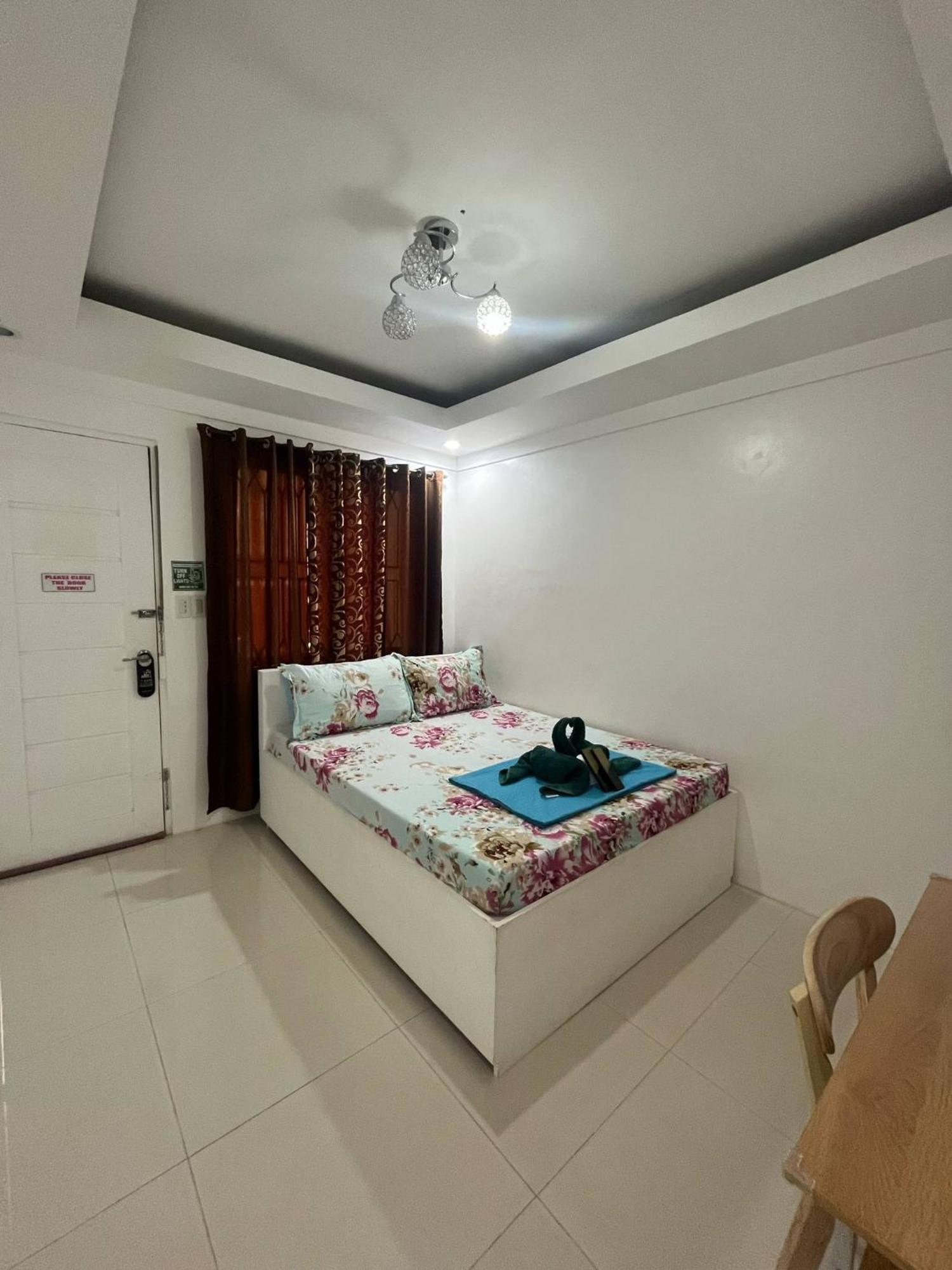 Carandang Tourist Guest house *