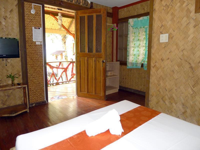 Kalinga Beach Bed & Breakfast