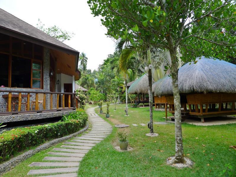 El Nido Beach Hotel