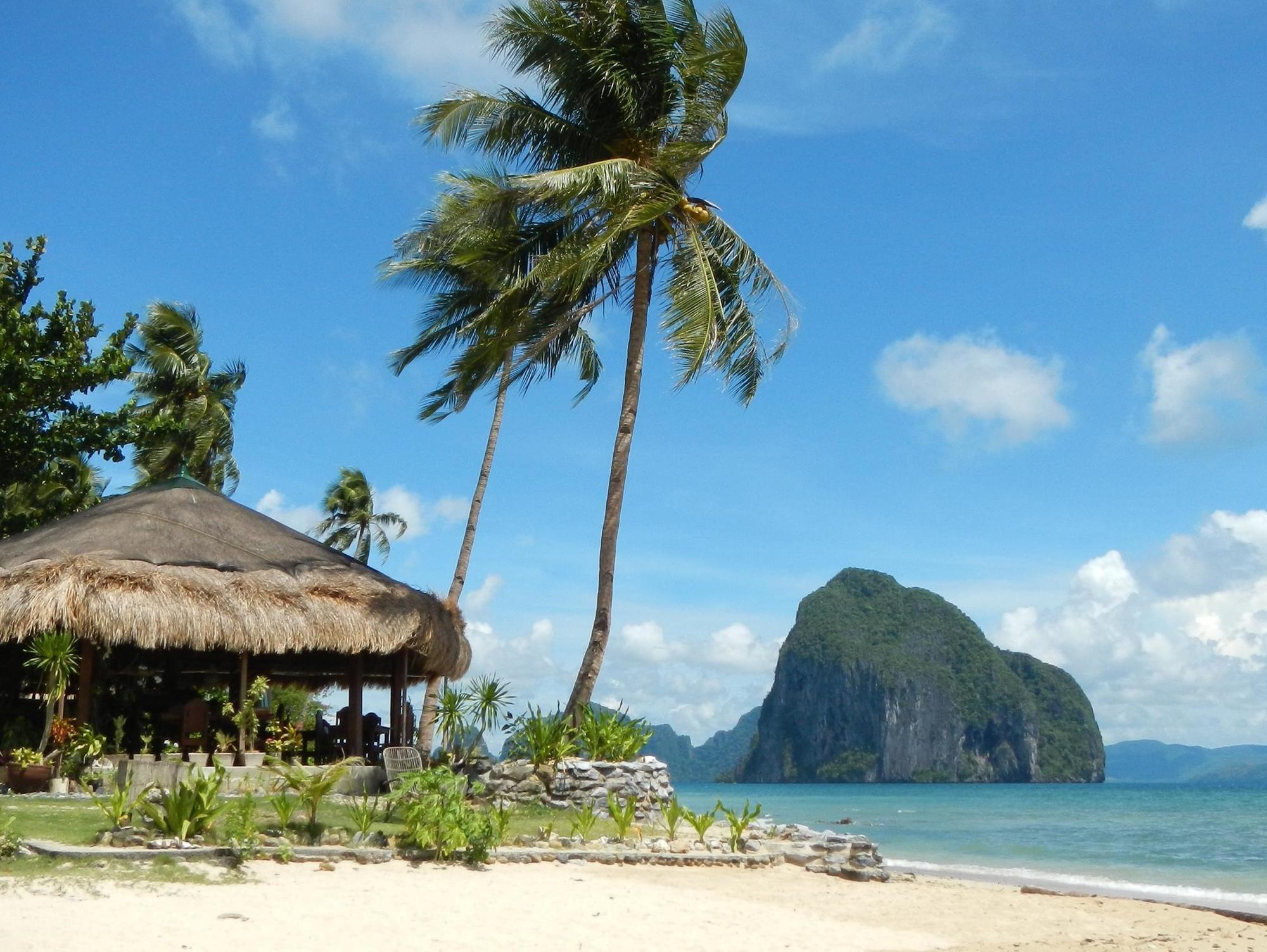 Hotel Las Cabanas Beach Resort 2*