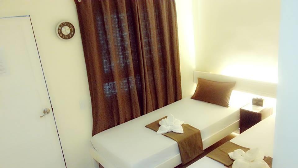 Joaquinn's * El Nido