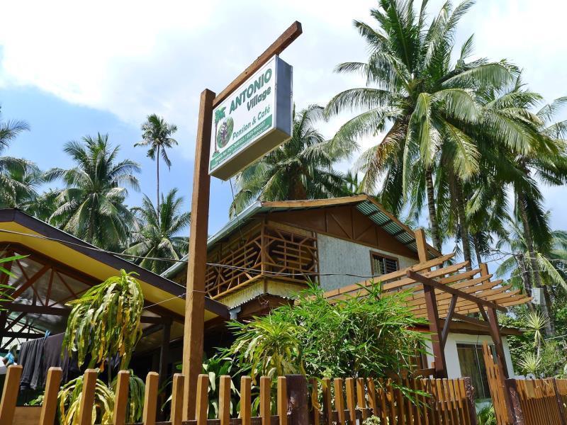 Inn Antonio Village And Cafe
