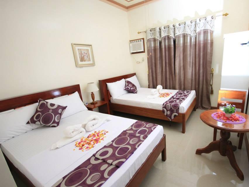 bahay-panuluyan Royal Palm Inc.