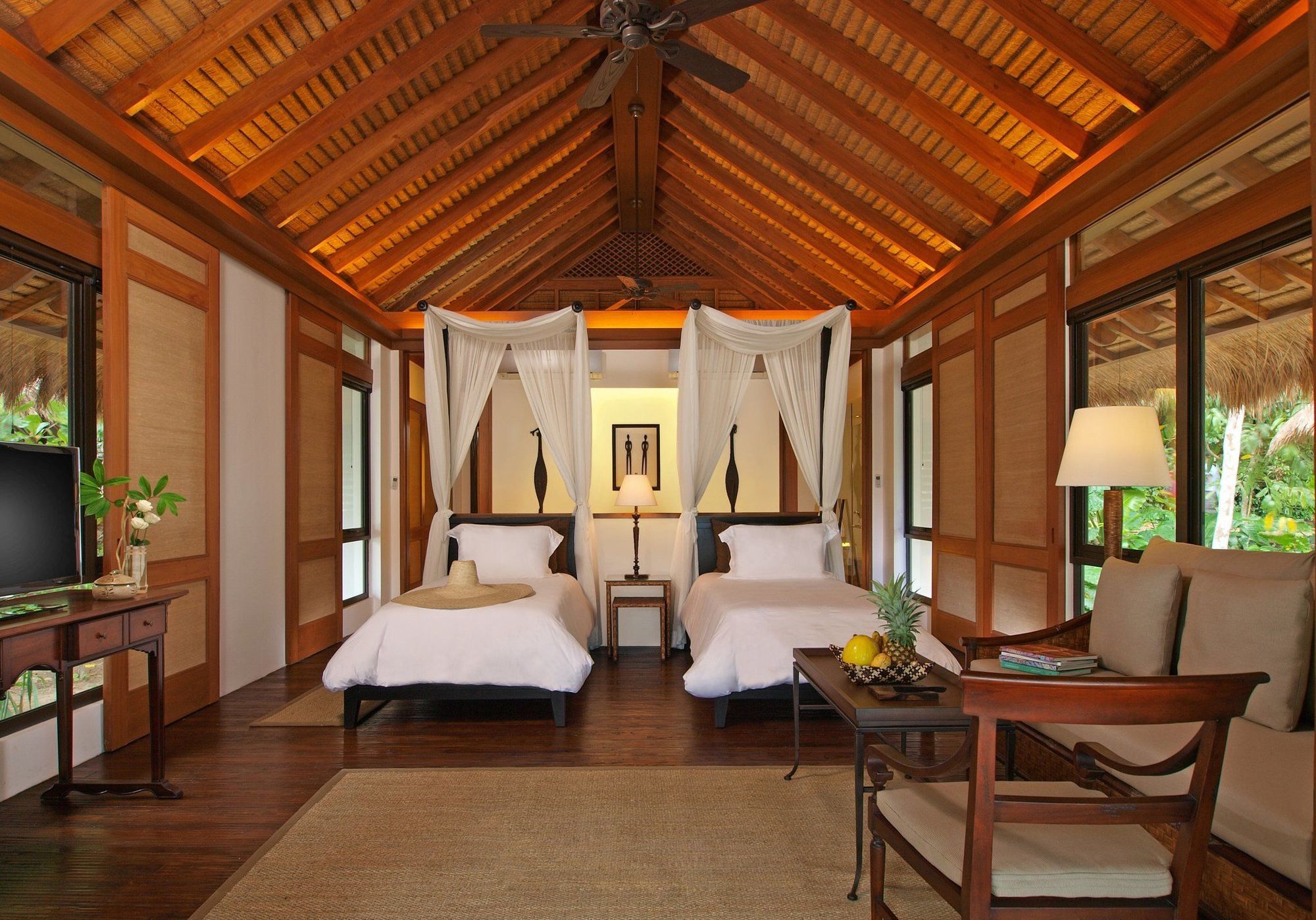 Resort Pangulasian Island 5*