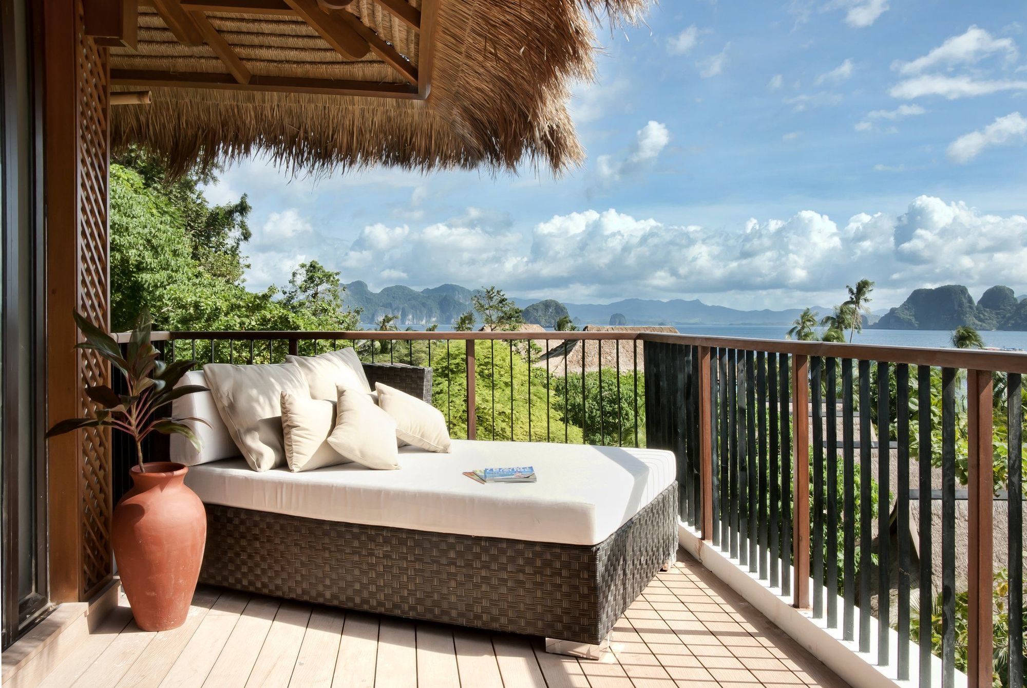 Resort Pangulasian Island 5*