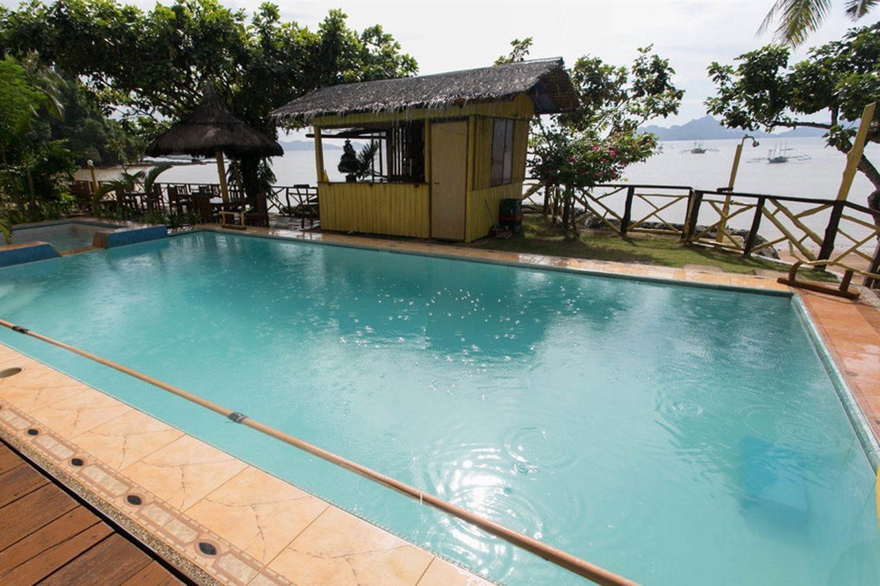 Four Seasons Seaview El Nido