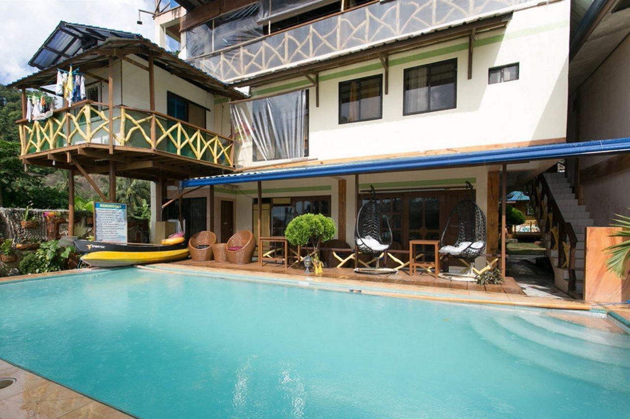 Four Seasons Seaview El Nido