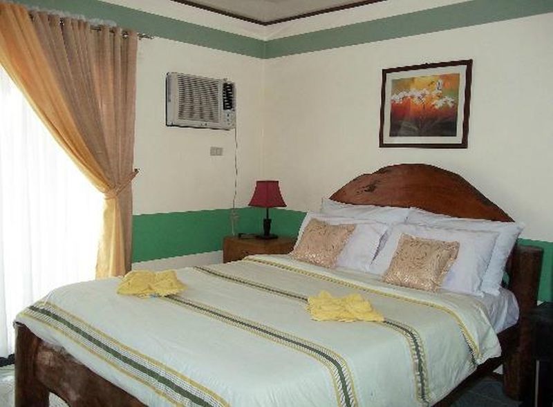 Four Seasons Seaview Resort 3*