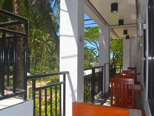 Swiftlets Hotel 2*