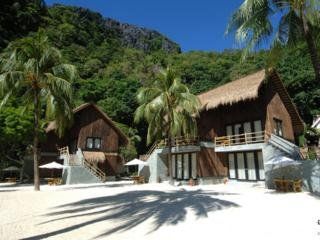 Lagen Island Resort 5*