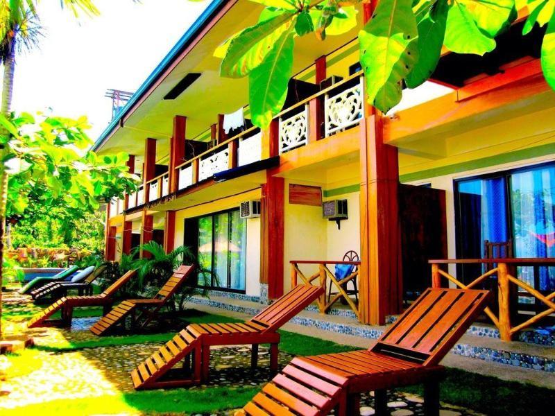 Four Seasons Seaview Resort El Nido