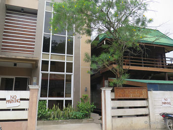 Rosanna's Hotel